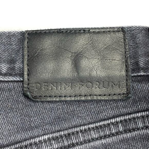 Aritzia Denim Forum The Yoko High Rise Slim Ankle Frayed Jean Size 23 - Picture 12 of 12